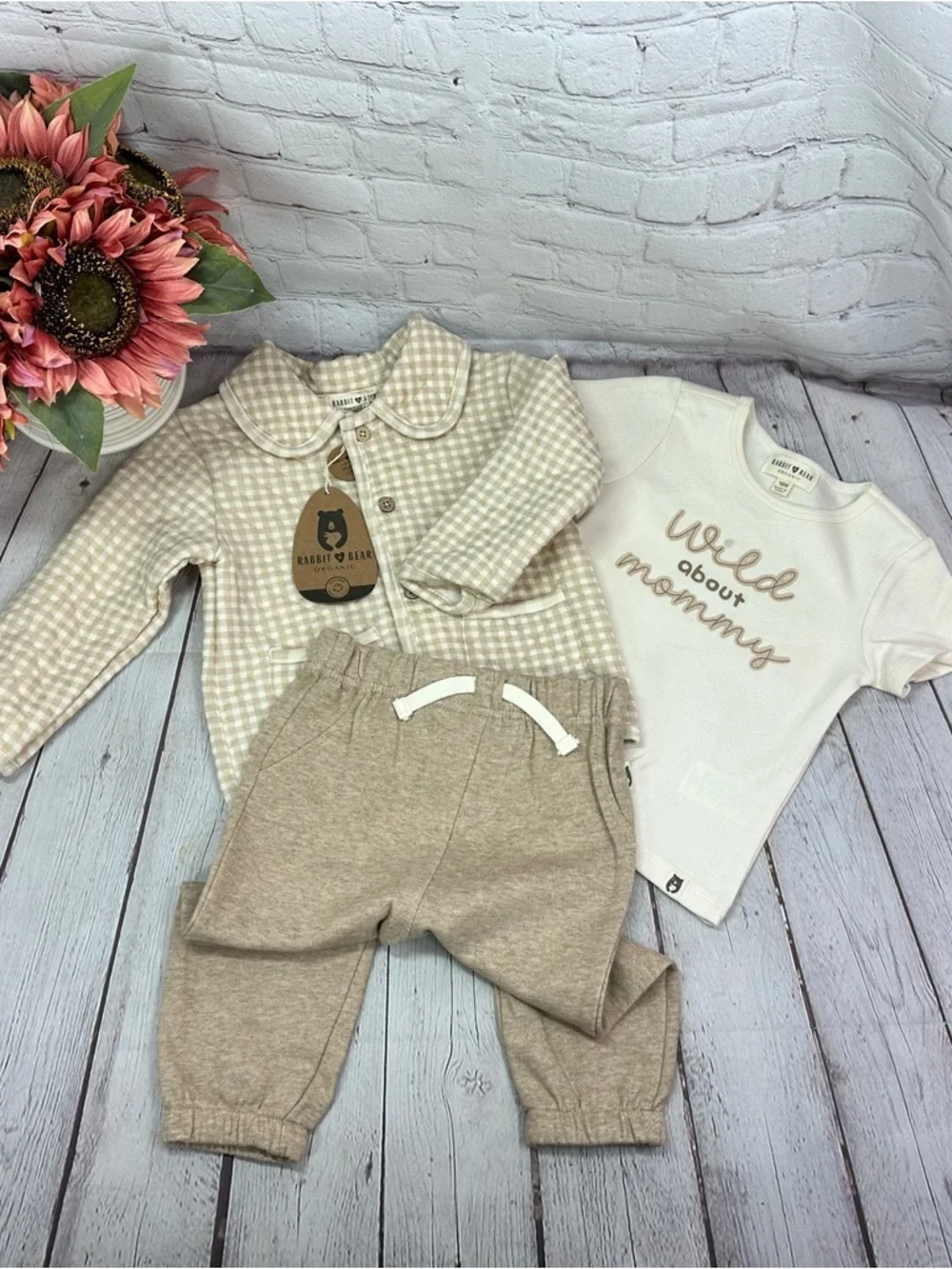NWT Rabbit + bear Neutral beige 3pc set Jacket Joggers Tee gingham plaid